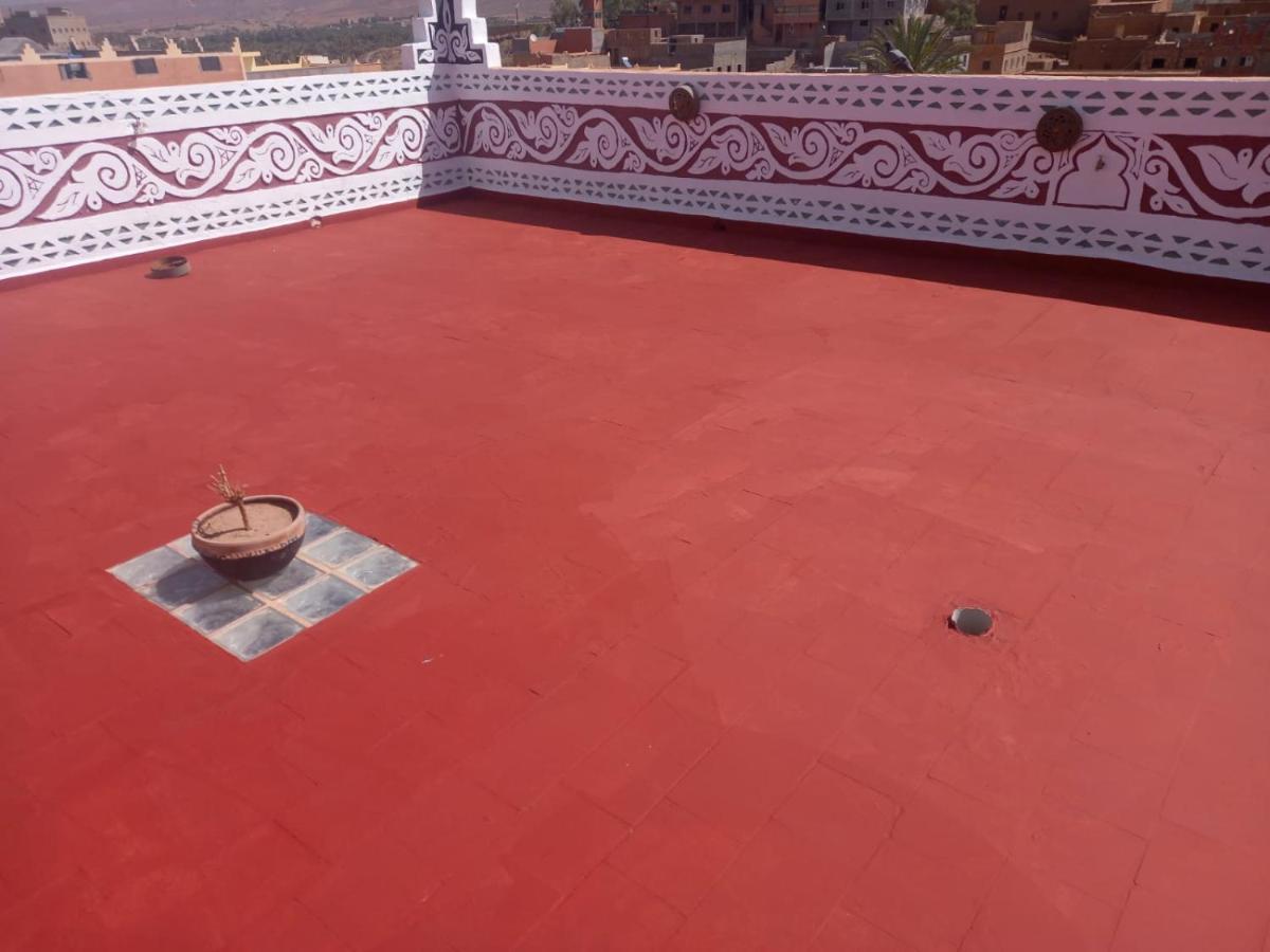 Dar Ilyana Ait Tiourhza Exterior foto